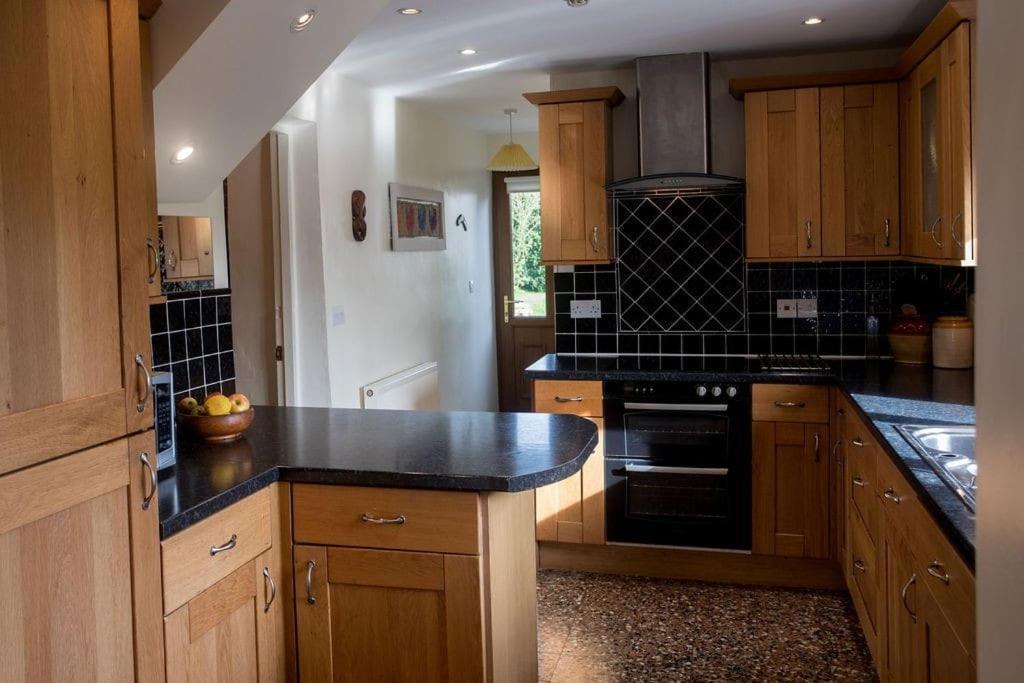 Perfect Cottage Retreat Near The Brecon Beacons Llanwrda Extérieur photo