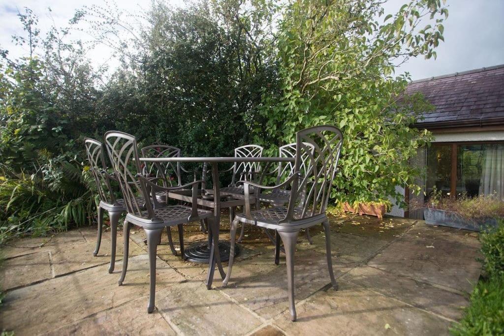 Perfect Cottage Retreat Near The Brecon Beacons Llanwrda Extérieur photo